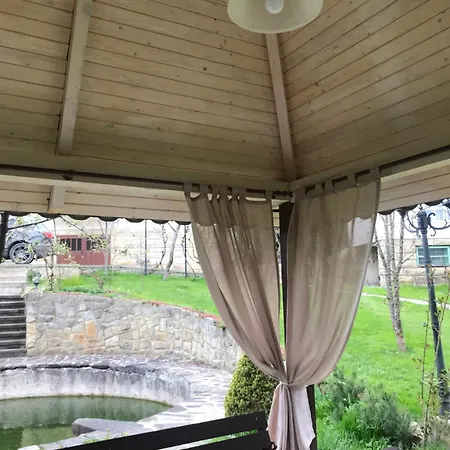 4 Cезони Guest house Yaremche