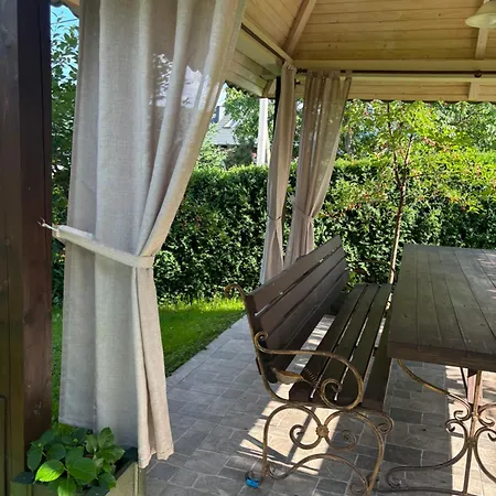 Guest house 4 Cезони Yaremche